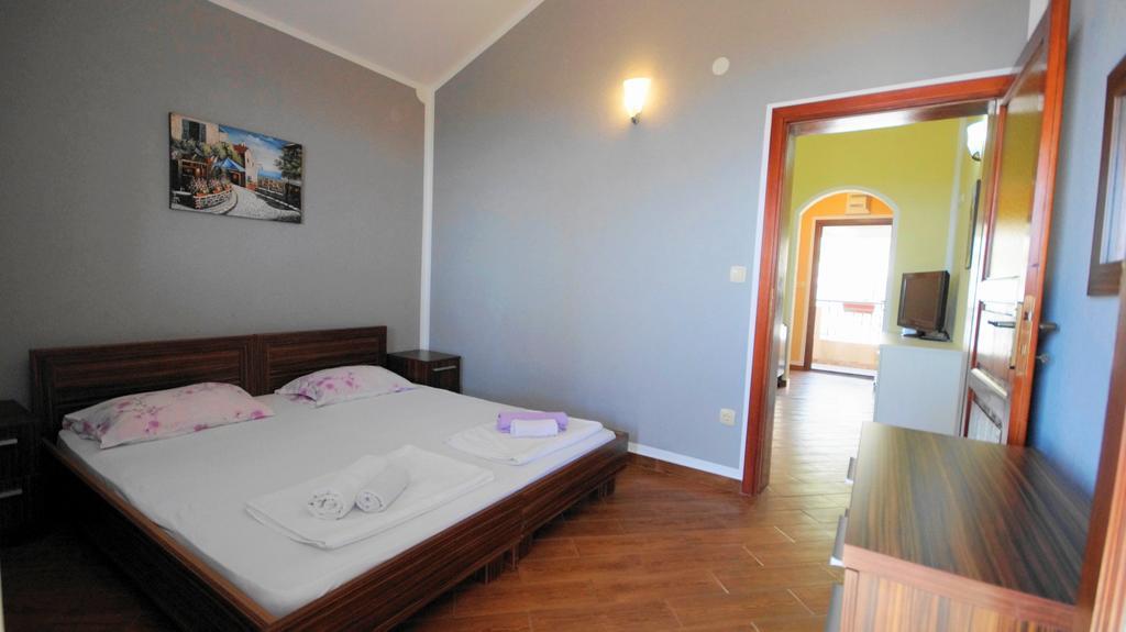Apartmani Zona 스베티스테판 외부 사진